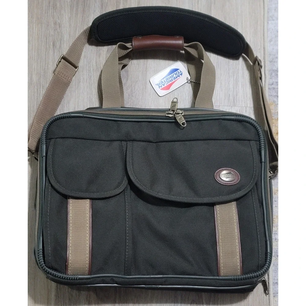 American Tourister Olive Canvas Cordura Shoulder Bag & Matching Hang Garment Bag